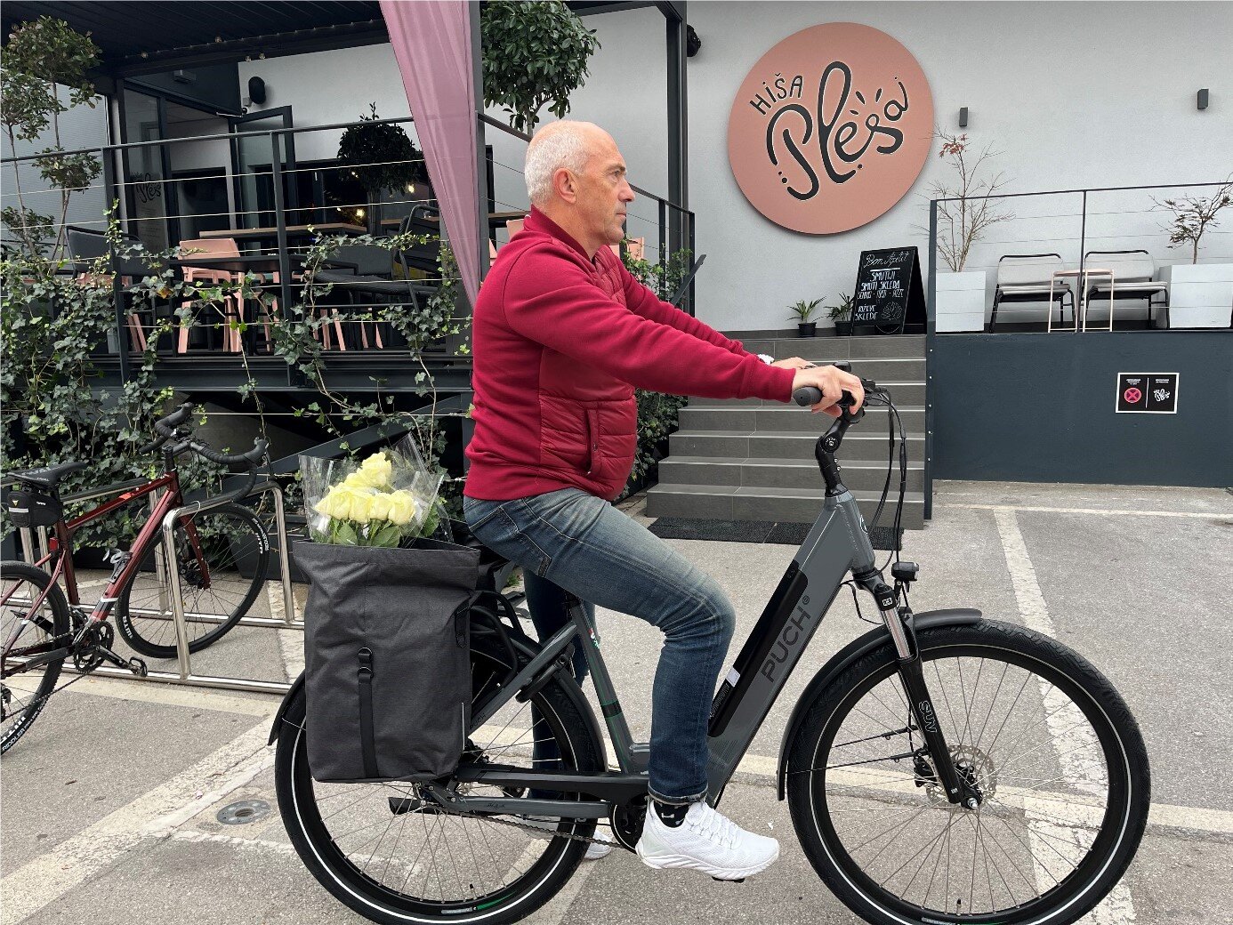 Puch SAPHIR SUV Q 4.4 L za vse mestne opravke