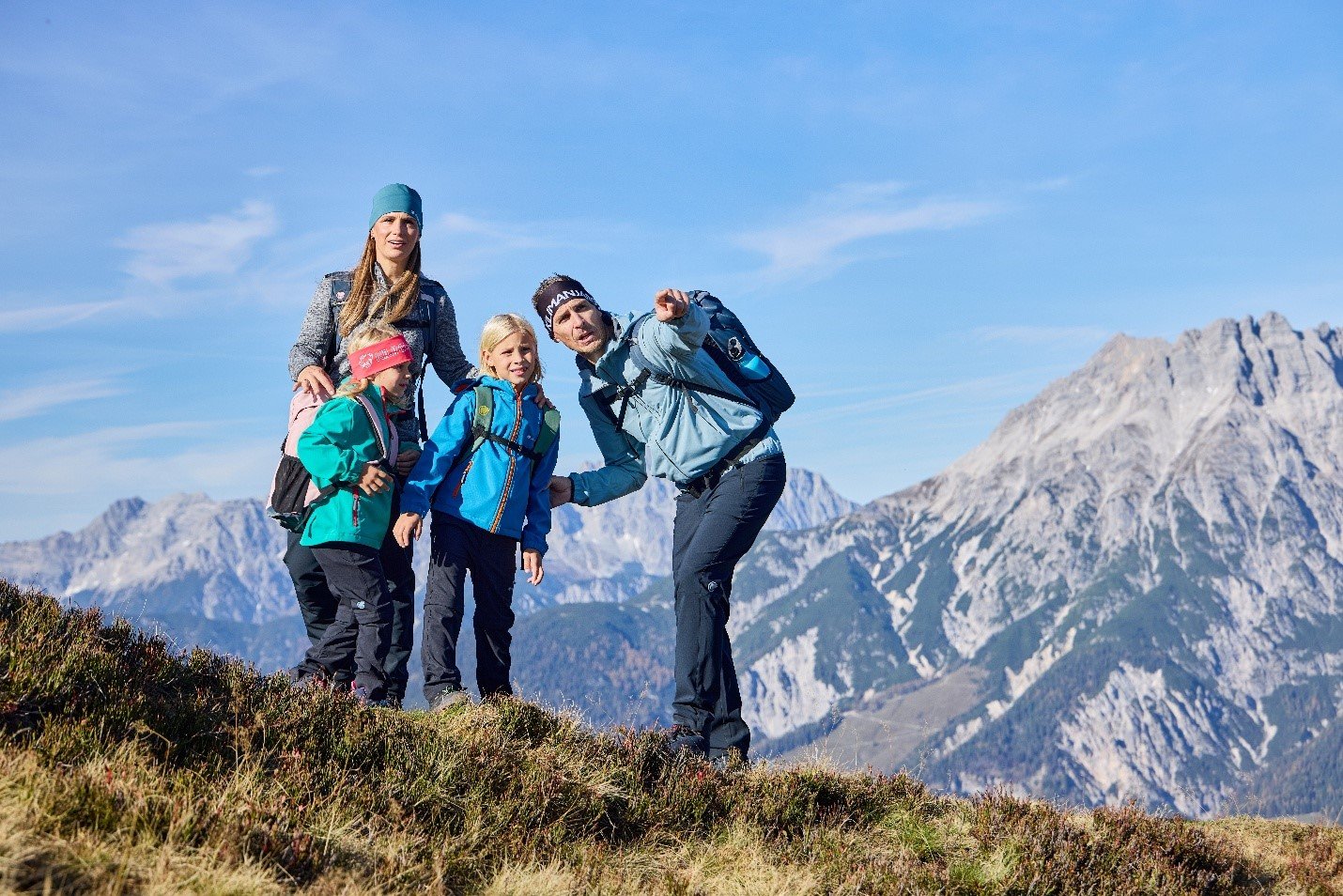 Pohodi z manj gneče