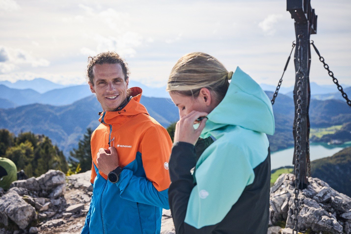 Softshell jakne za jesenske pohode v toplejših dneh